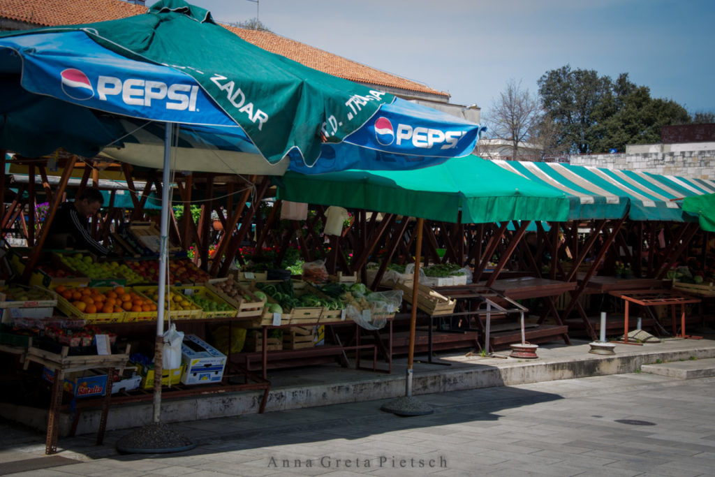 Markt_Zadar (FILEminimizer)