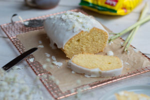glutenfreier und laktosefreier Zitronengras Kokos Kuchen