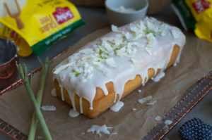 glutenfreier und laktosefreier Zitronengras Kokos Kuchen