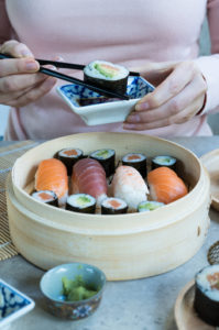 Zu Sushi gehört Sojasoße!