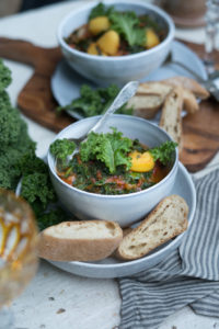 Der Eintopf ist super lecker mit etwas Brot!