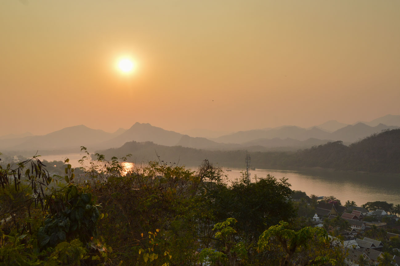 Sonnenuntergang Mount Phousi, Luang Prabang, Laos