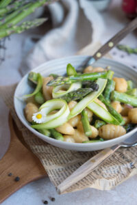 Spargel-Gnocchi Pfanne