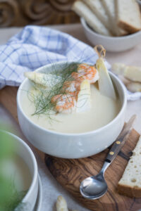 asiatische Spargelsuppe