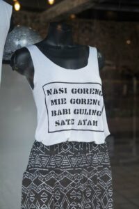 T-Shirt in Schaufenster