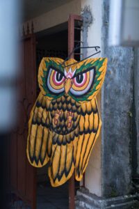 Drache an Marktstand