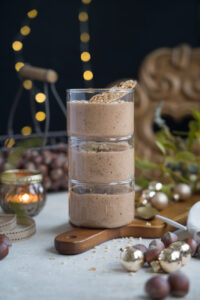 Weihnachtscreme mit Nussnougat und Lebkuchen