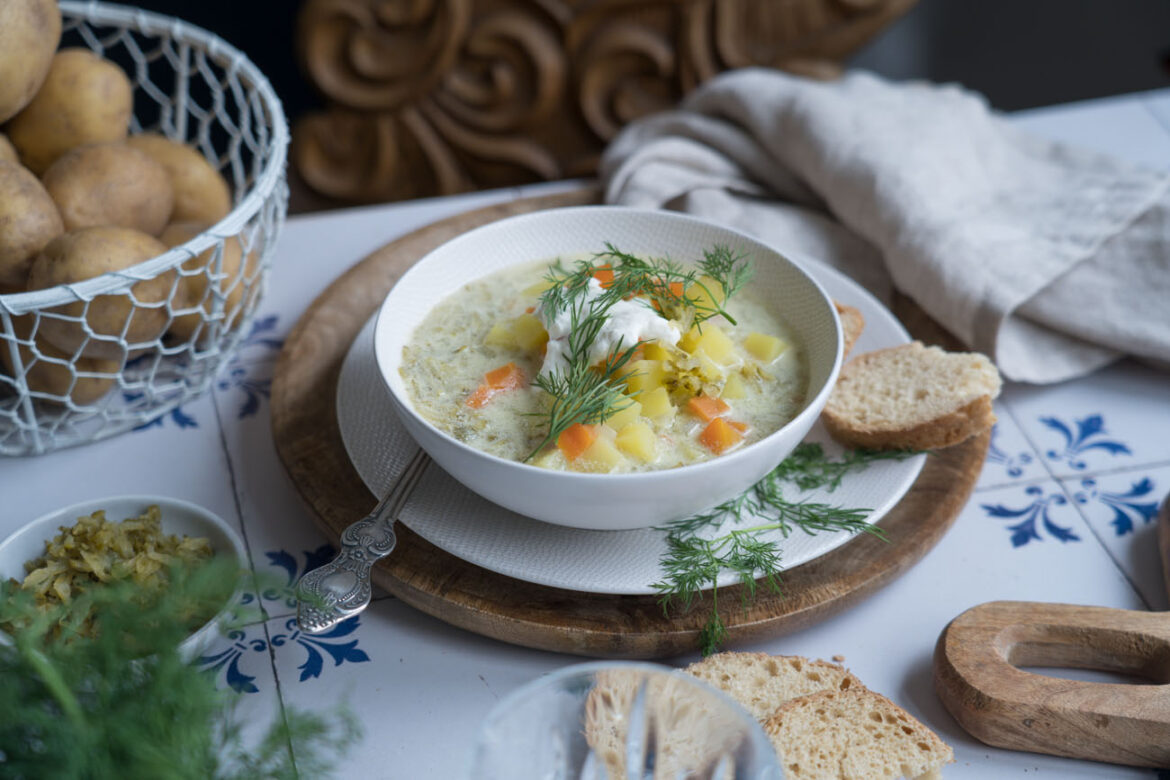 Zupa Ogórkowa - saure Gurkensuppe I www.glutenfreiumdiewelt.de