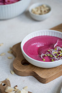 Pinke Soße aus Rote Bete und Feta
