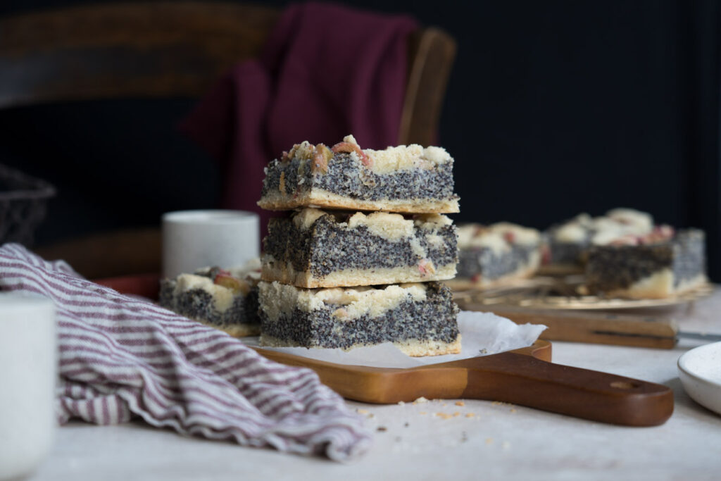 Mohnstreusel mit Rhabarber