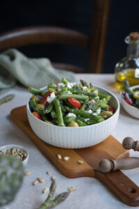 Mediterraner Spargelsalat