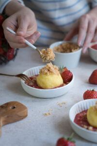 Polentaklöße mit Kokosraspel