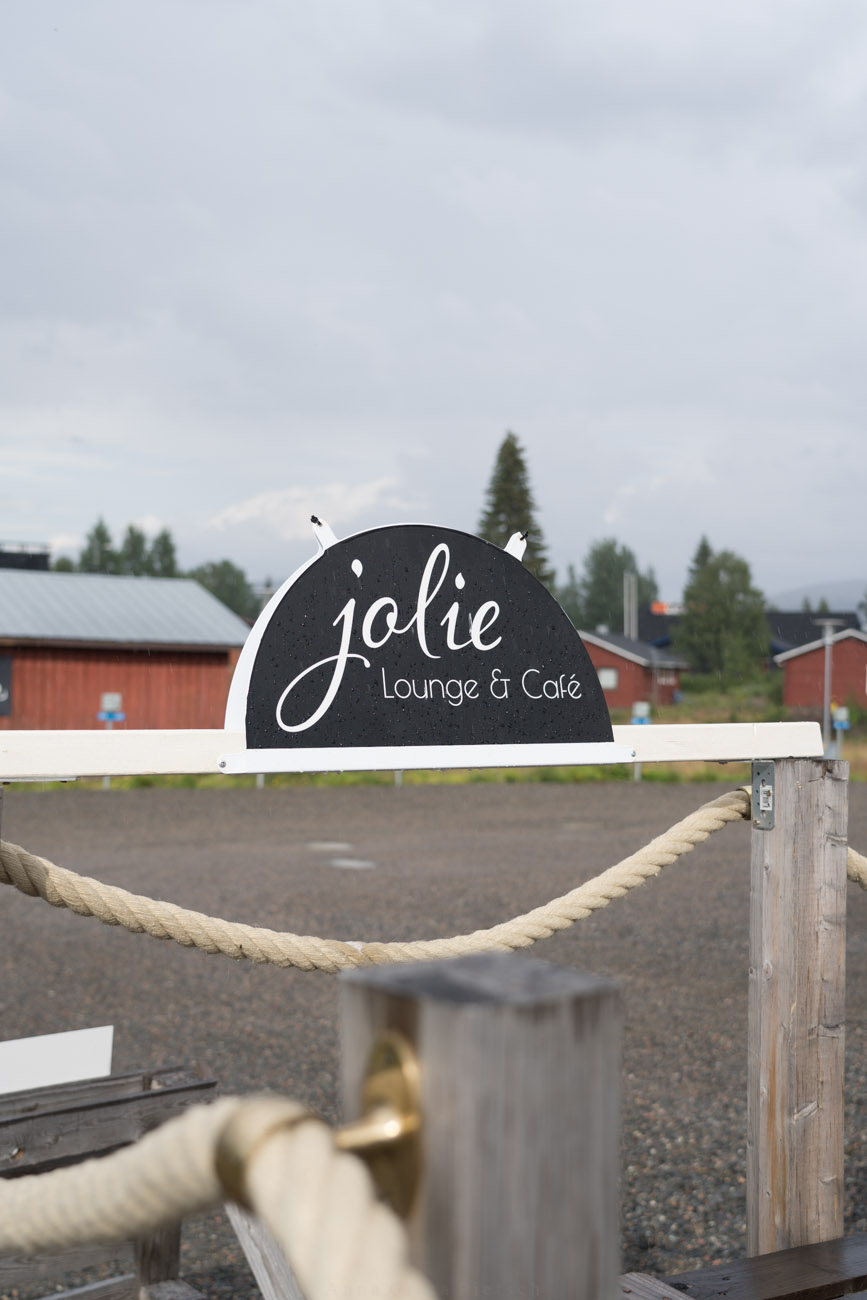 Jolie Café & Lounge, Äkäslompolo