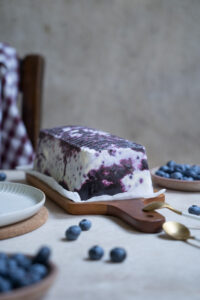 Blaueer-Parfait