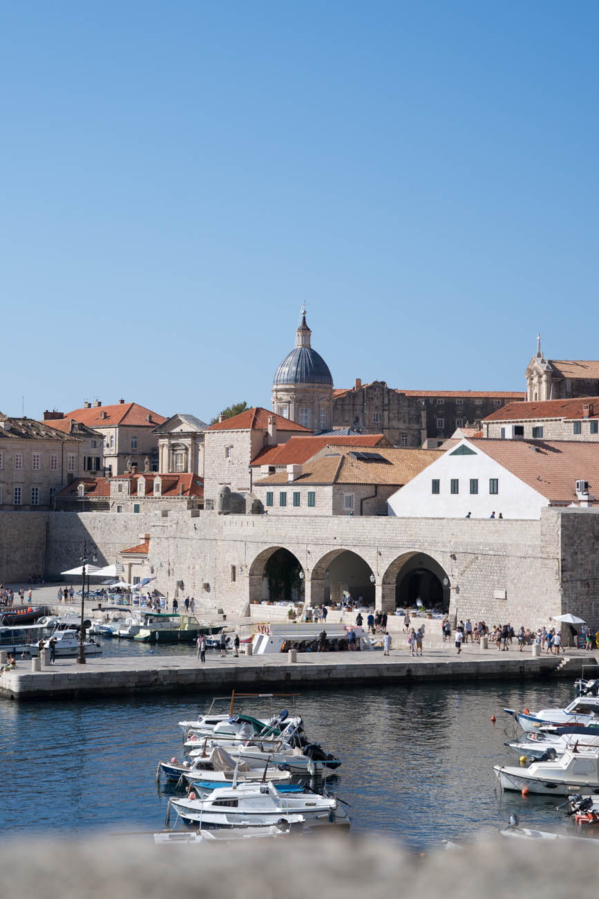 Der alte Hafen von Dubrovnik