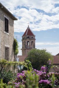 Kirchturm in Omiš
