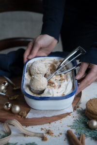 Selbstgemachtes Zimteis