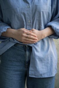 Bauchschmerzen sind ein häufiges Symptom!