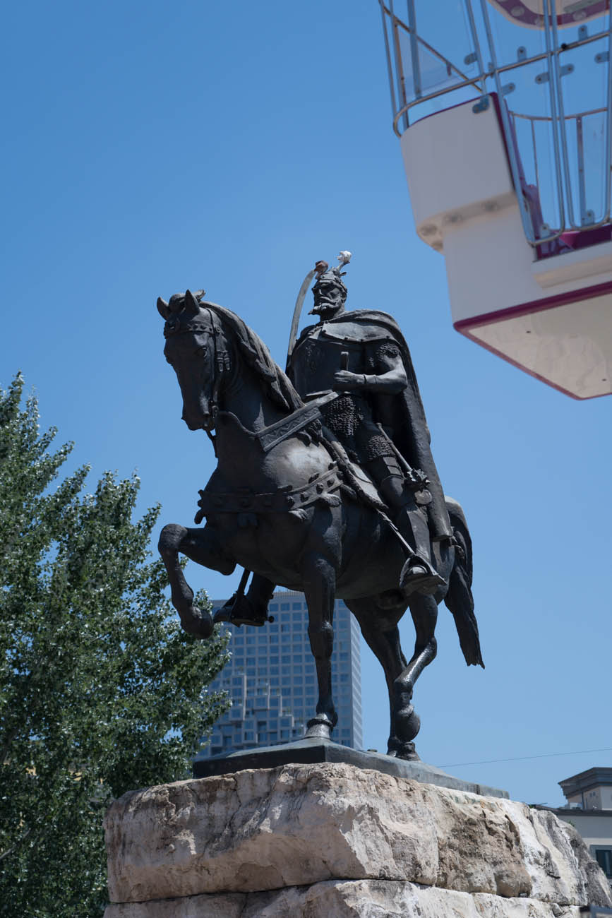 Statue Skanderbeg