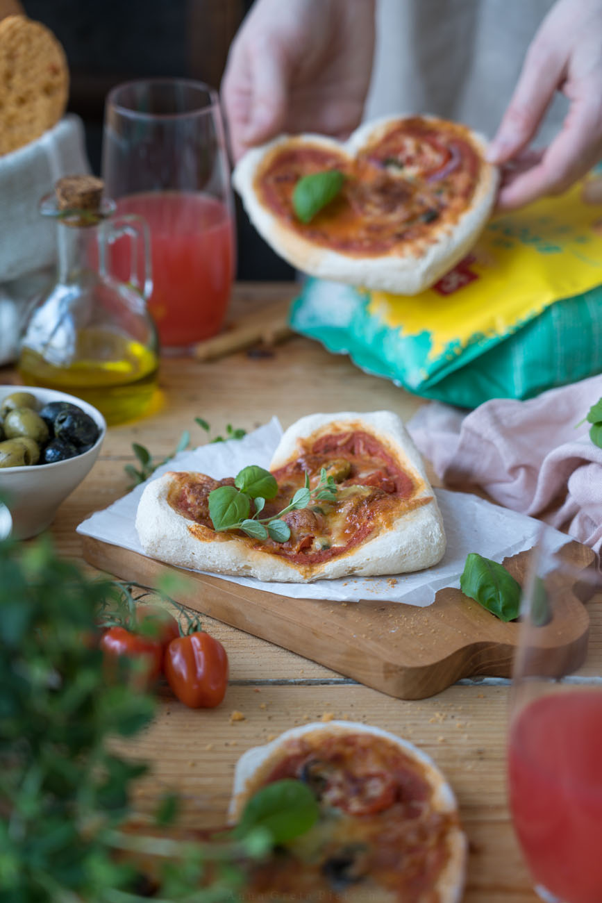 glutenfreie Herzpizza