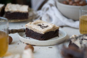Rezept: Haselnuss-Brownies mit Baiser