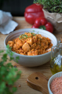 Linsen-Eintopf mit Lachs