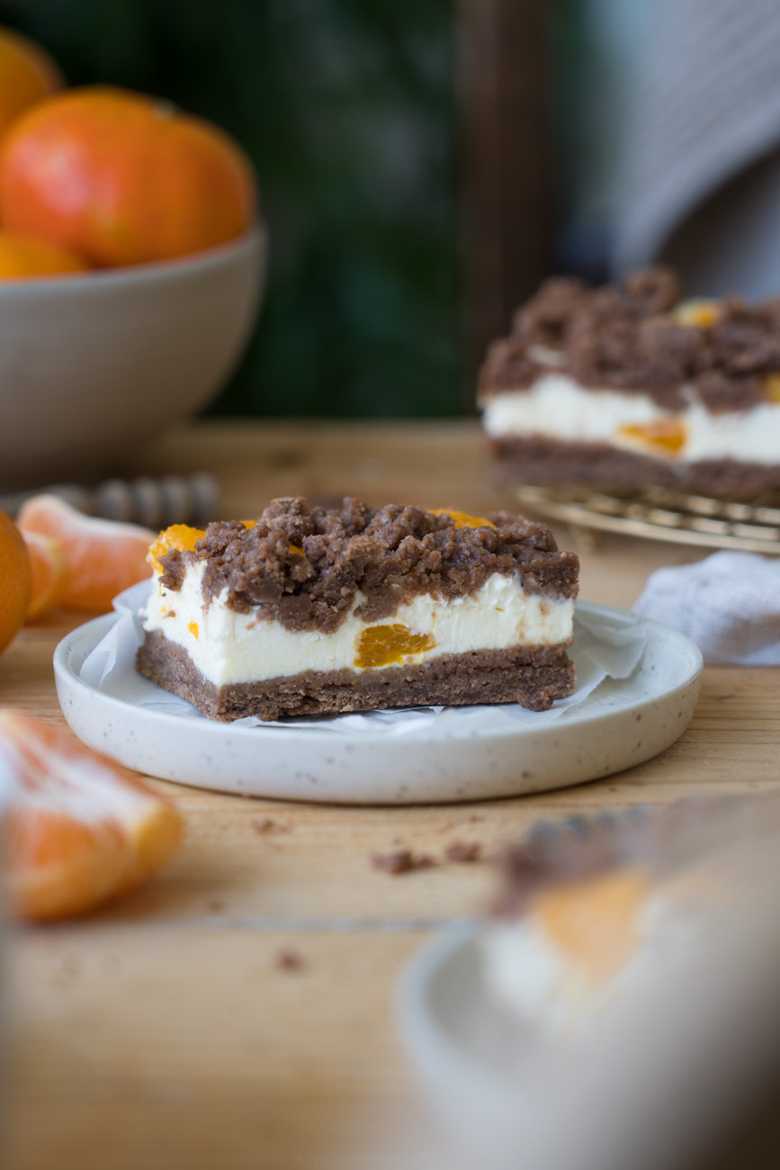 Käsekuchen mit Mandarine und Streuseln