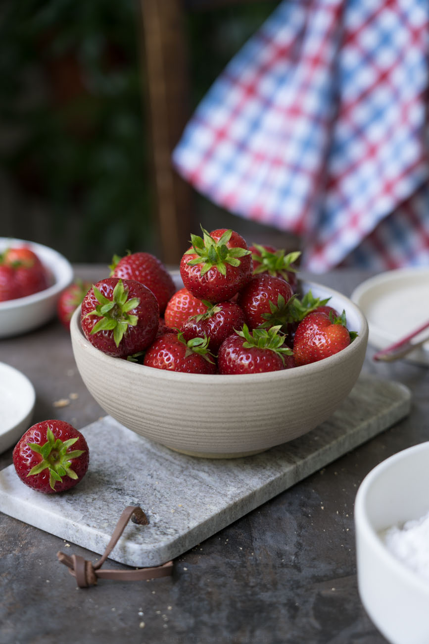 Erdbeeren in Schale