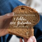 Eine Person hält eine Scheibe Brot in den Händen. Es handelt sich um den Beitrag einer von Zöliakie betroffenen Person, die aus Versehen eine glutenhaltige Brotscheibe gegessen hat.
